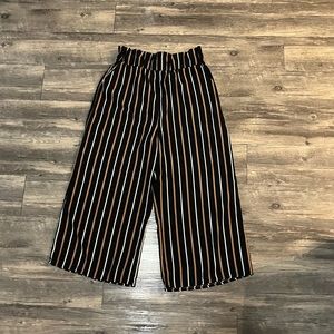 Cropped Wide Leg Dress Pants with Pockets